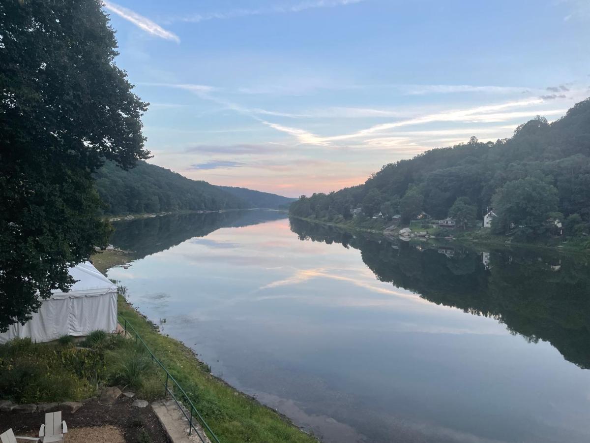 Foxburg Inn Emlenton Bagian luar foto